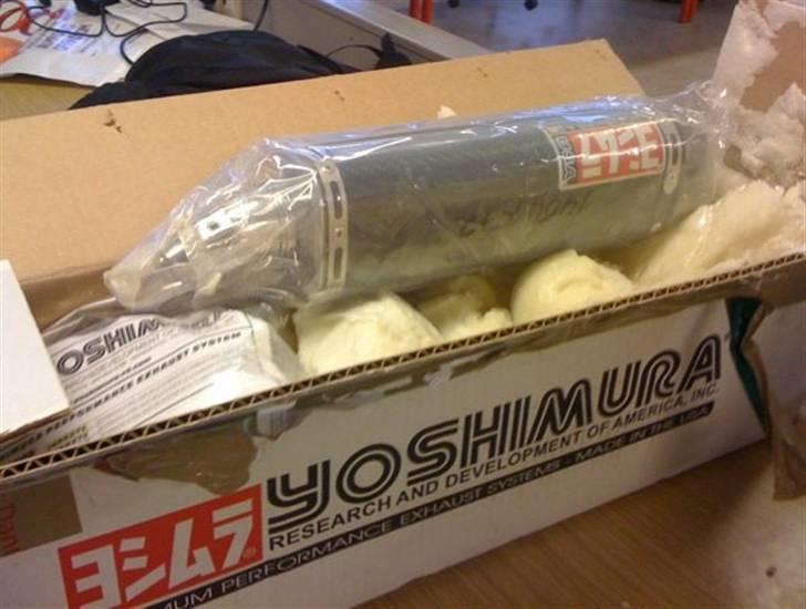 Kawasaki Ninja 250R - Fuck sake, så får jeg tilsendt et Slip-on i stedet for Full System Exhaust... Nu venter jeg så bare på resten -.-  billede 15