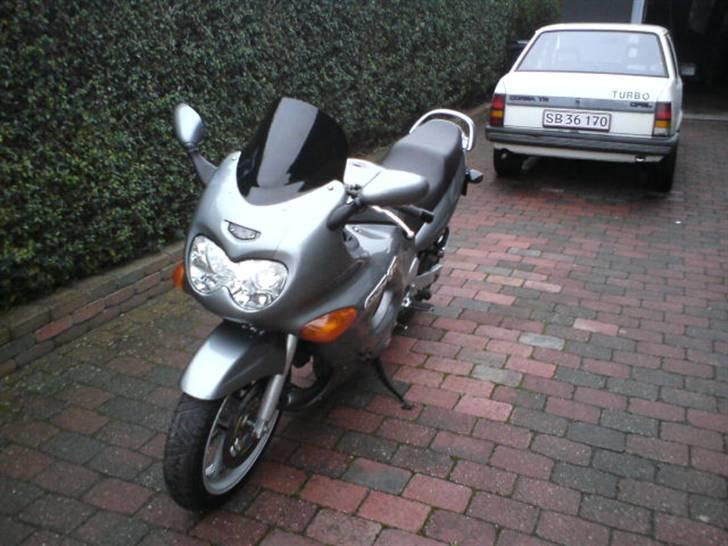 Suzuki GSX 750 F billede 9