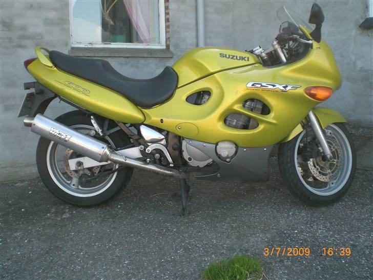 Suzuki gsx600f billede 1