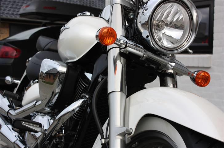 Suzuki vl 800 (Solgt) billede 4