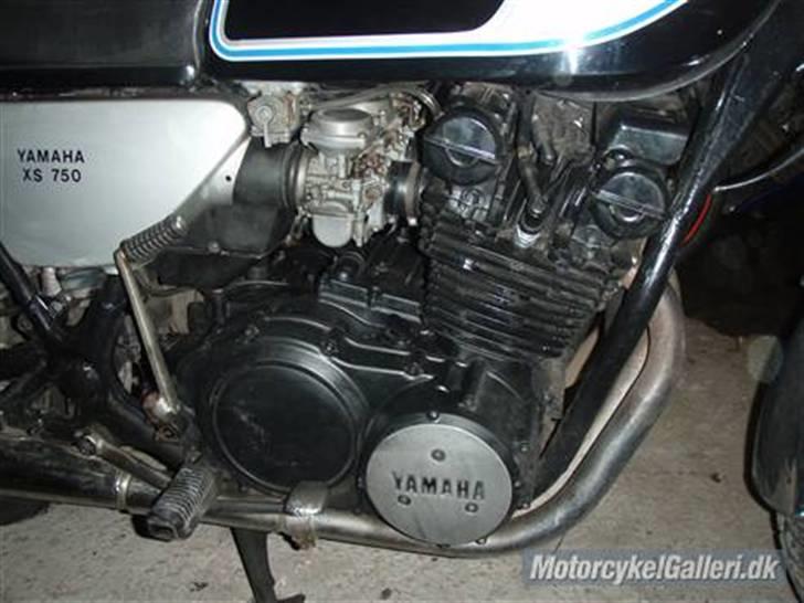 Yamaha XS 750 2D billede 4