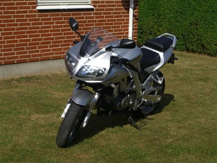 Suzuki SV 650 S (Solgt) billede 8