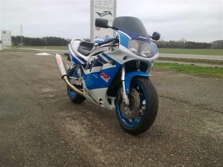 Suzuki gsxr750 solgt billede 2