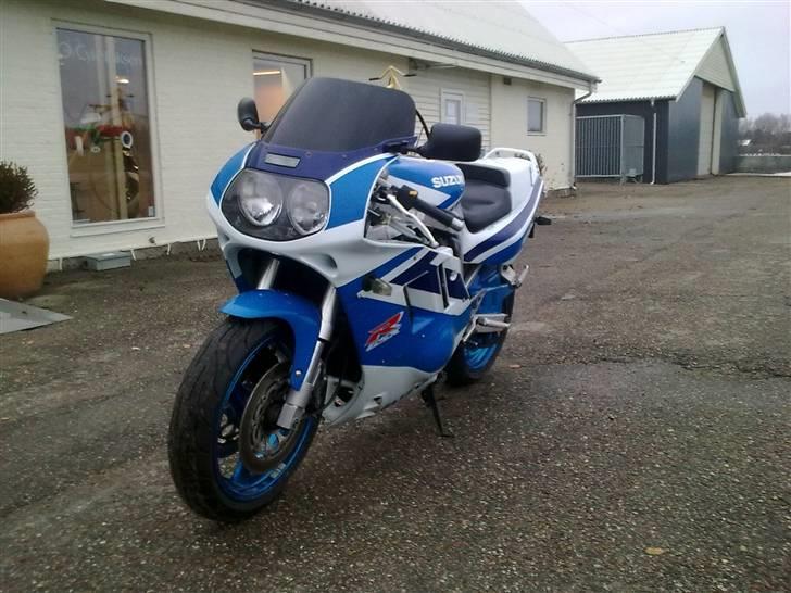 Suzuki gsxr750 solgt billede 3