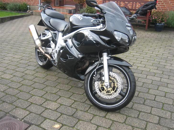 Suzuki SV650S billede 2