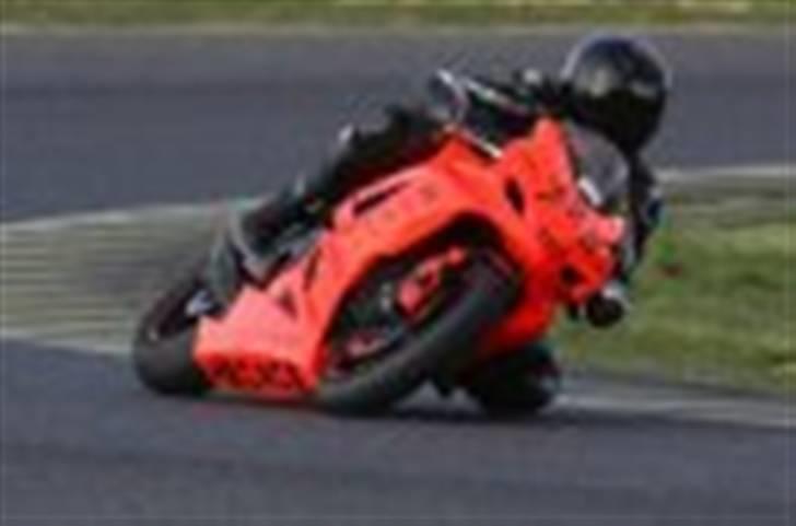 Suzuki GSXR 750 Baneged( Solgt ) billede 14