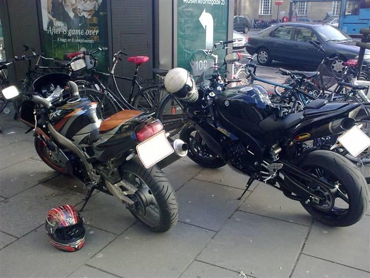 Kawasaki ZXR 400 billede 13