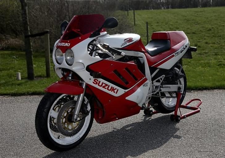 Suzuki Gsxr 750 billede 3