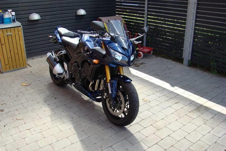 Yamaha FZ1 - S - Akrapovic i carbon monteret siden billedet blev taget billede 3