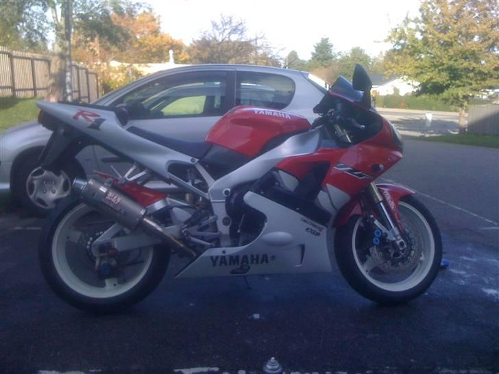 Yamaha Yzf R1 [Tidl Motorcykel] billede 1
