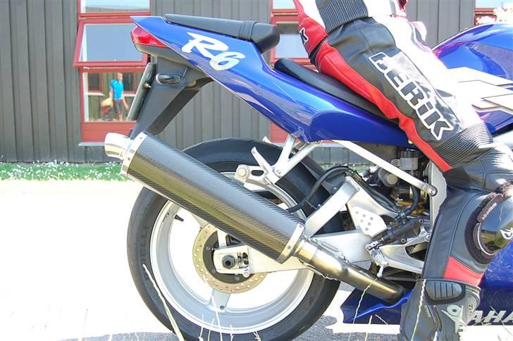 Yamaha yzf r6 billede 17