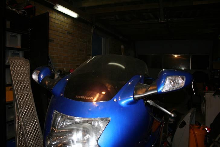 Honda CBR1100xx super blackbird - Forenden igen. billede 4