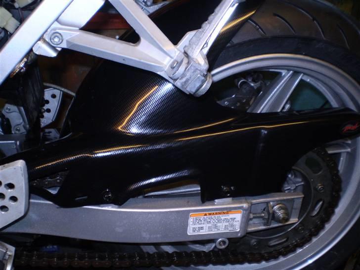 Hyosung gt 650 - kulfiber hugger billede 6