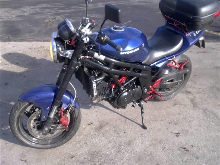 Hyosung gt 650 billede 8