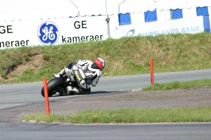 Yamaha A-YZF-R6 (Solgt.!) billede 8