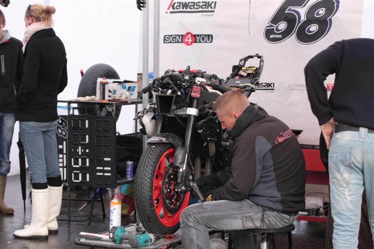 Yamaha A-YZF-R6 (Solgt.!) - efter styrt billede 14