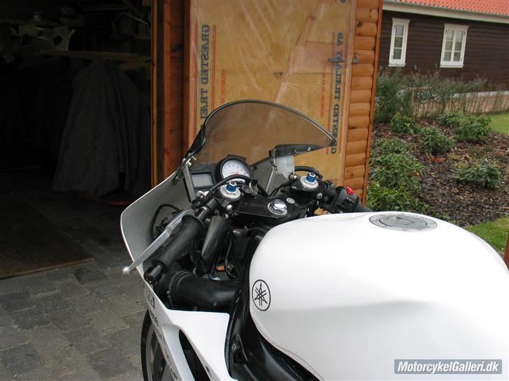 Yamaha YZF R6 *SOLGT* billede 6