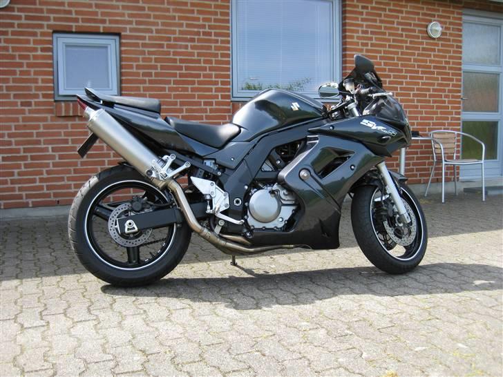 Suzuki SV 650 S *SOLGT* billede 12