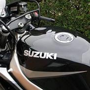 Suzuki GSX600R