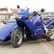 BMW K1200RS