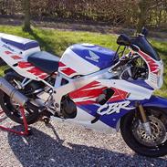 Honda cbr 900 fireblade