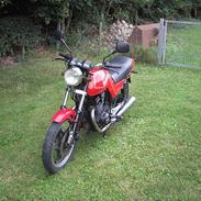 Suzuki GSX 400E Solgt