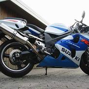 Suzuki TL1000R