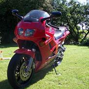 Honda VFR 750