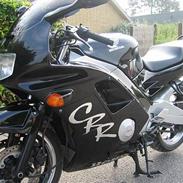 Honda CBR F2