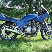 Yamaha XJ 900