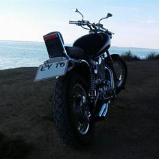 Suzuki vs 700 intruder