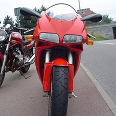 Ducati 748