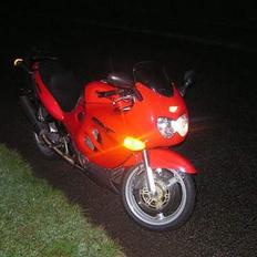 Suzuki gsx600f "SOLGT"