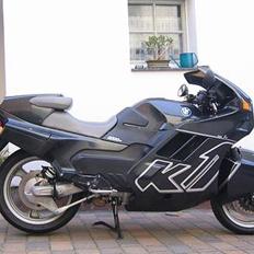BMW K1