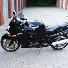 Kawasaki zzr 1100