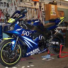 Yamaha YZF R1 "Rossi 46"