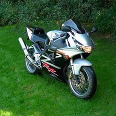 Honda CBR954RR Fireblade