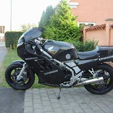 Honda VF 1000R