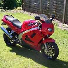 Honda VFR 750