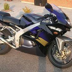Kawasaki zx6r