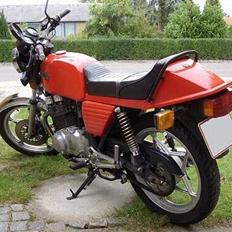 Suzuki GSX400 E **solgt** 