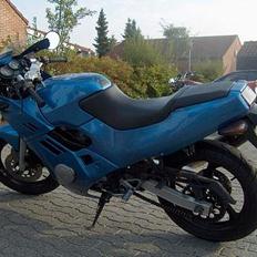 Suzuki gsxr 250