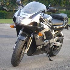 Suzuki gsx-r 600 (SOLGT)