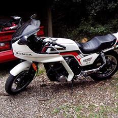 Honda 900 Boldór f2