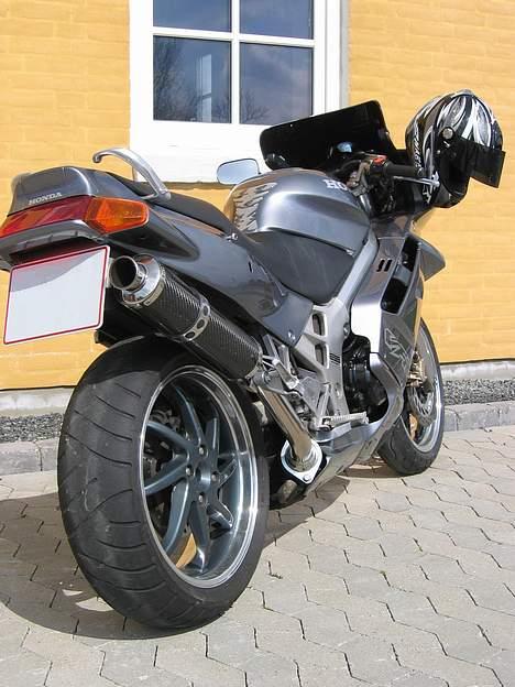 Honda VFR 750 F billede 1