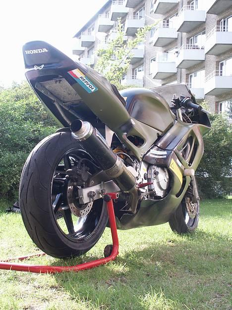 Honda CBR 600 F3 (bane) *SOLGT* billede 11