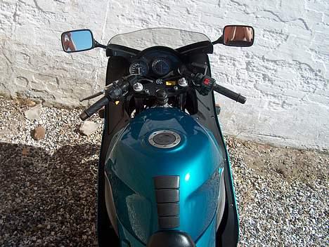 Suzuki RF600R *TIL SLAG* billede 6