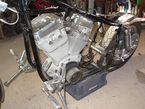 Harley Davidson Svingstel HD  - Før billede af cyklen, cyklen blev skilt i atomer i vinteren 04-05, herefter blev at renoveret billede 2