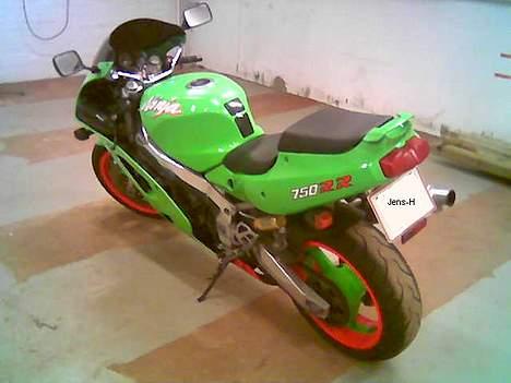 Kawasaki ZXR750R (M) **solgt** - Færdig samlet... billede 12