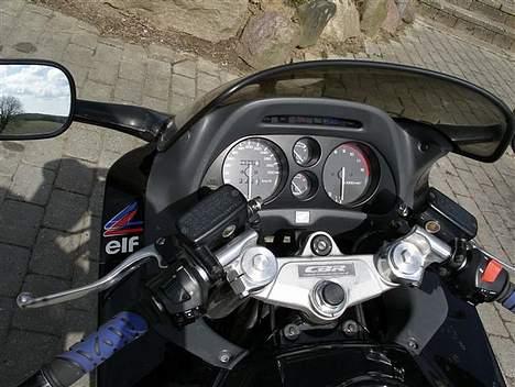 Honda CBR1000F SC24 [SOLGT] billede 6